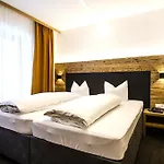 Garni Persutt Hotell Ischgl