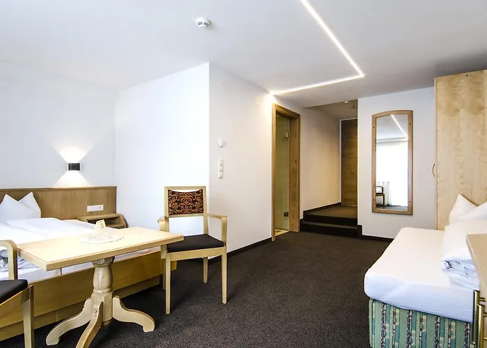 Hotel Garni Persutt Ischgl