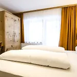 Szálloda Garni Persutt 3*