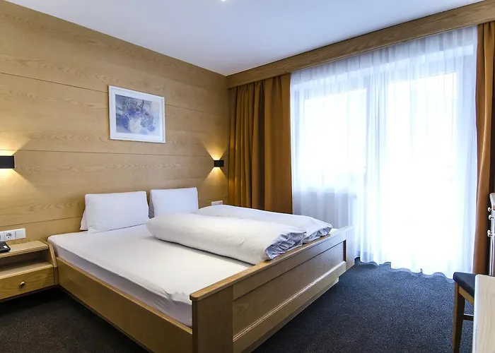 Hotel Garni Persutt Ischgl