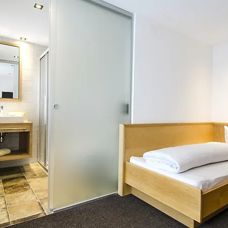 Garni Persutt Otel
