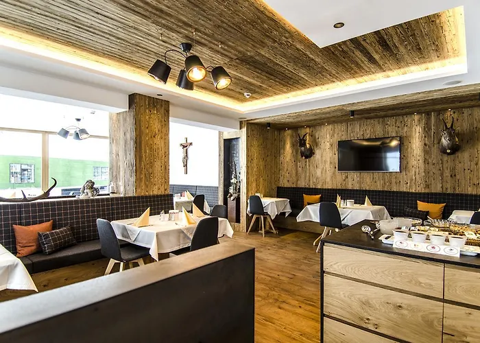 Garni Persutt Hotel 3*